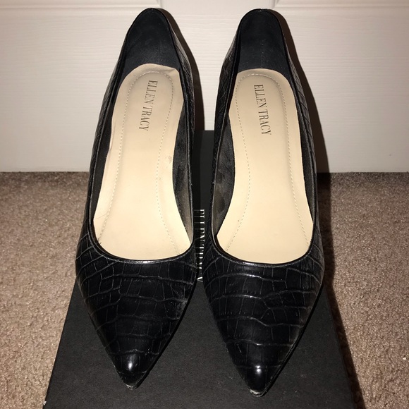 Ellen Tracy Nadie Platform High Heel in Snakeskin - Picture 2 of 6